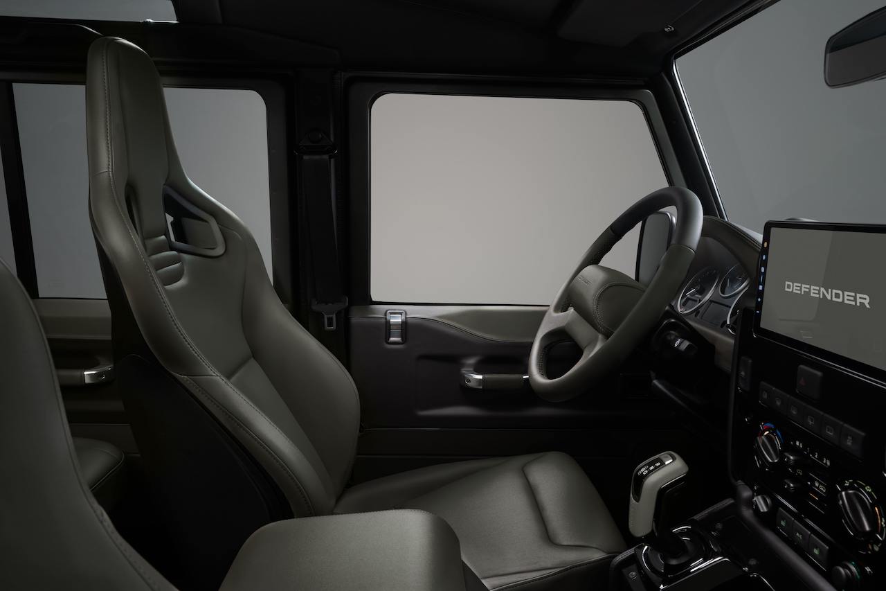 DEF_CLASSIC_V8_OCTA_COLOURS_101225_FAROE_GREEN_KHAKI_ULTRAFABRICS_09